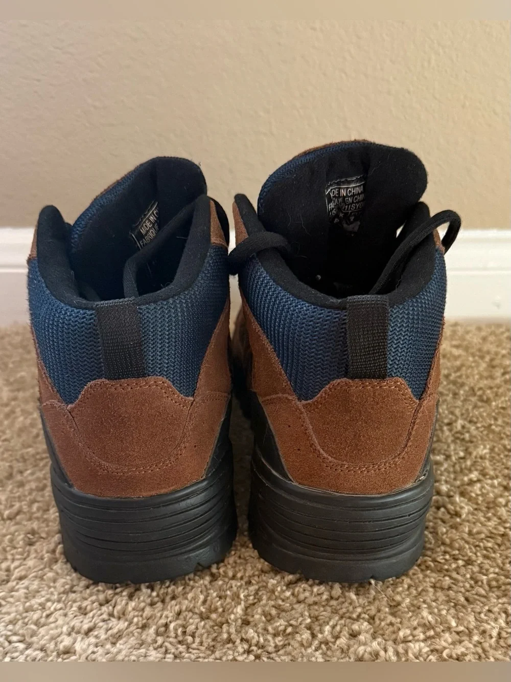 Nevados Men’s Mid Brown Leather Hiking Boots - Size 10